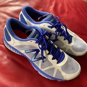 NEW BALANCE mens sport shoes 10